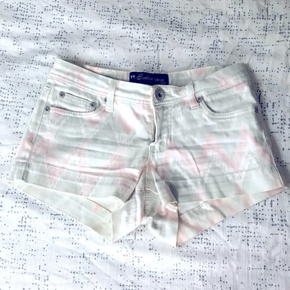 White, Grey & Pink Patterned Shorts